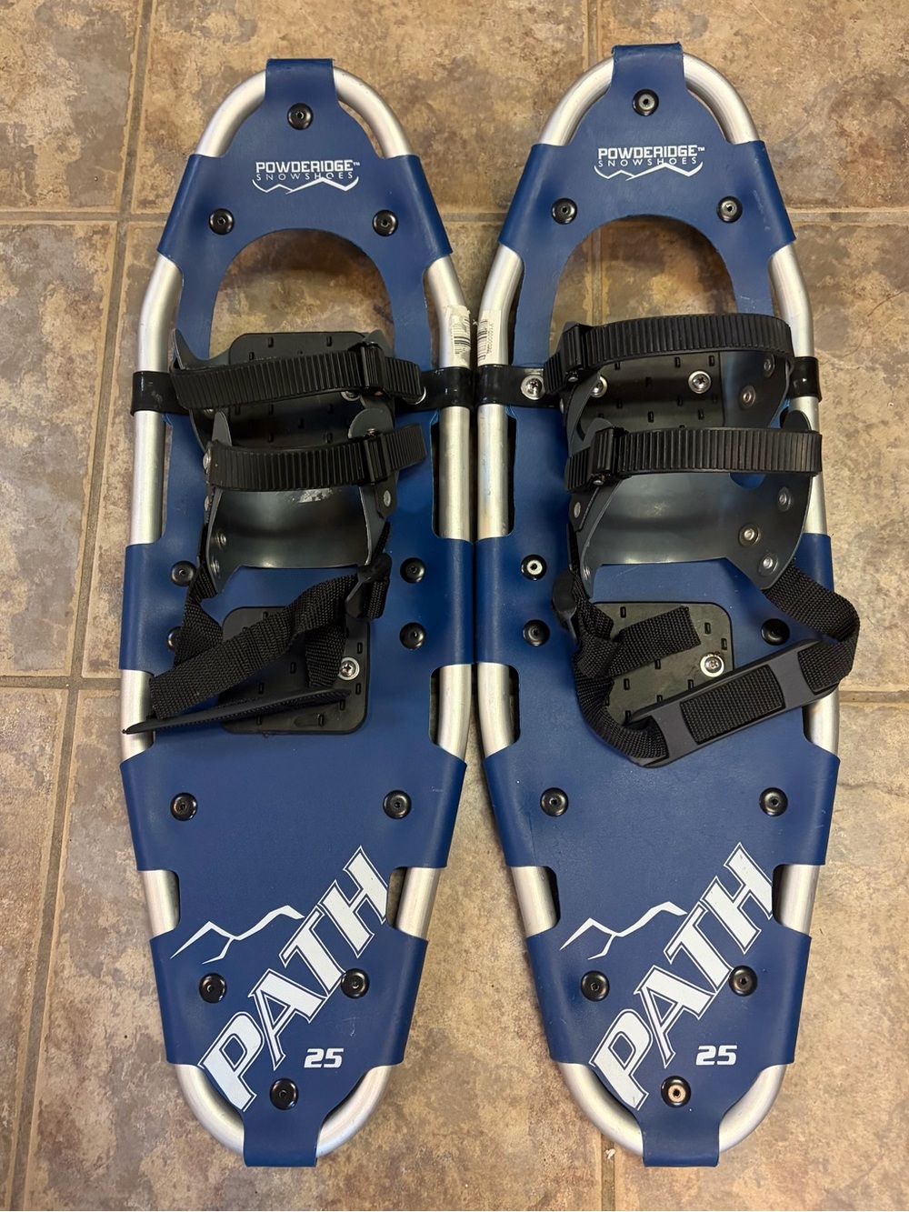 PATH 25 Men’s Blue Snowshoes Powderidge 8x25 rachet binding VGC